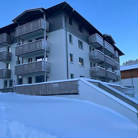 Exklusives Ferienappartement Fuer 6 Personen Am Katschberg