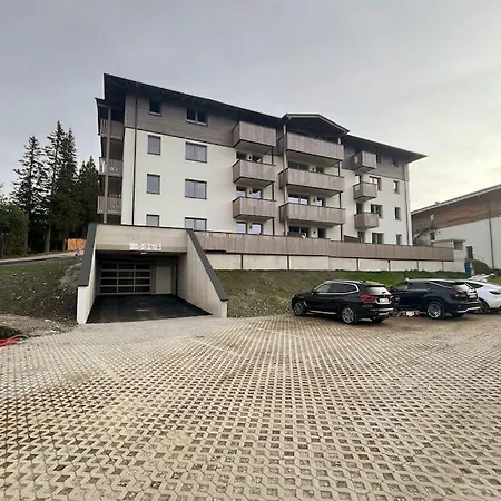 Exklusives Ferienappartement Fuer 6 Personen Am Katschberg Apartment
